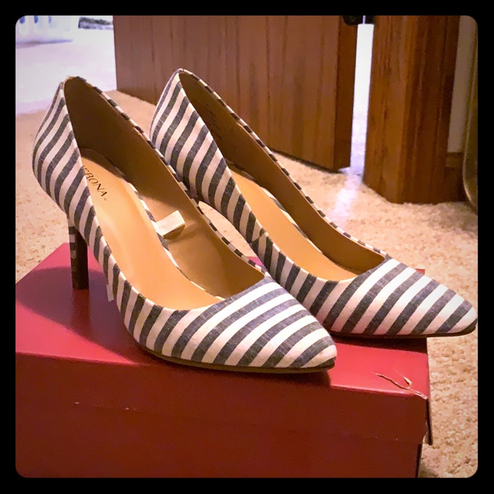 Merona linen striped heels